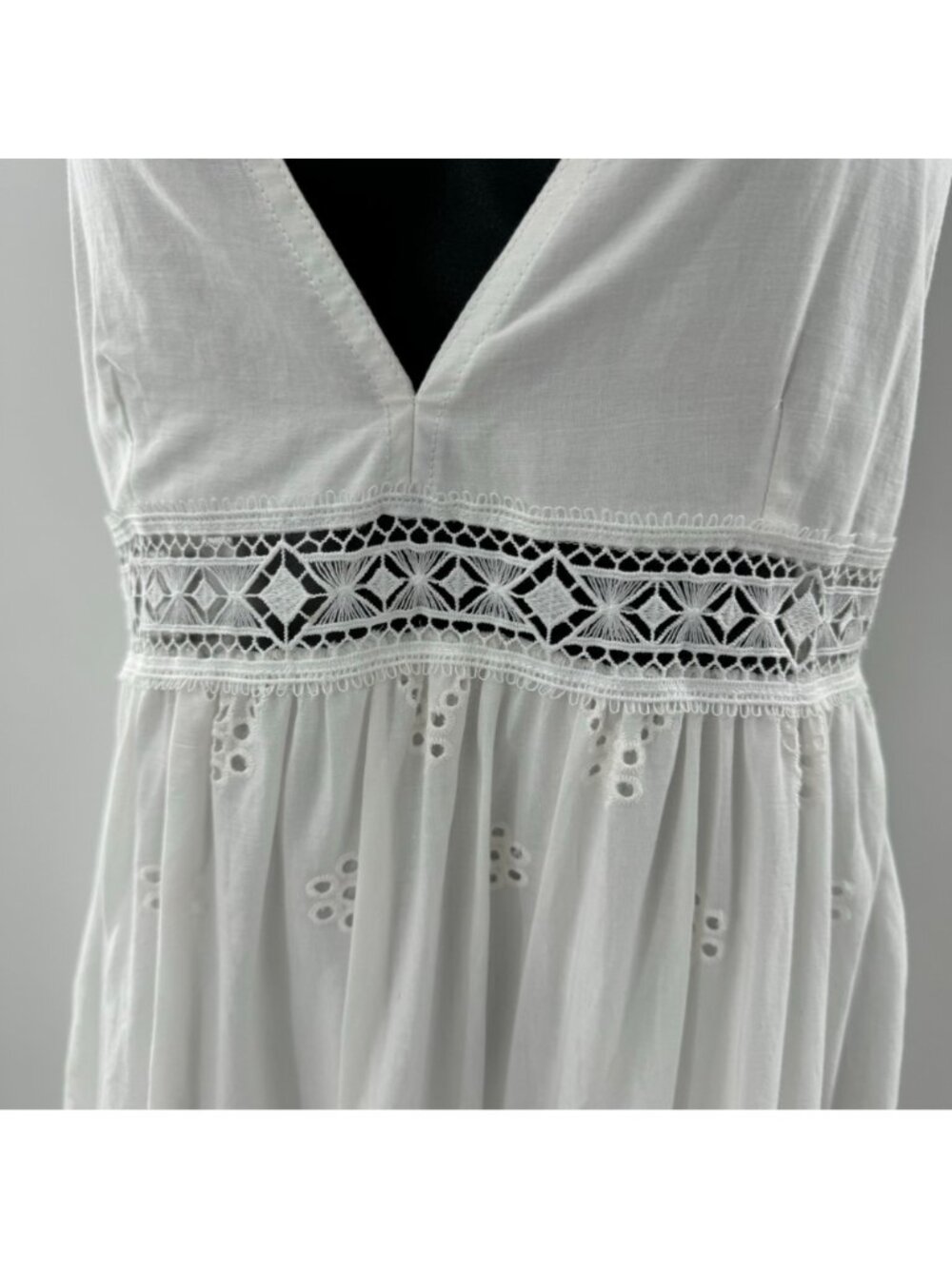 MISA Los Angeles Allegra Women's Allegra White Eyelet Lace Maxi Dress V-Neck Spa - Picture 4 of 16